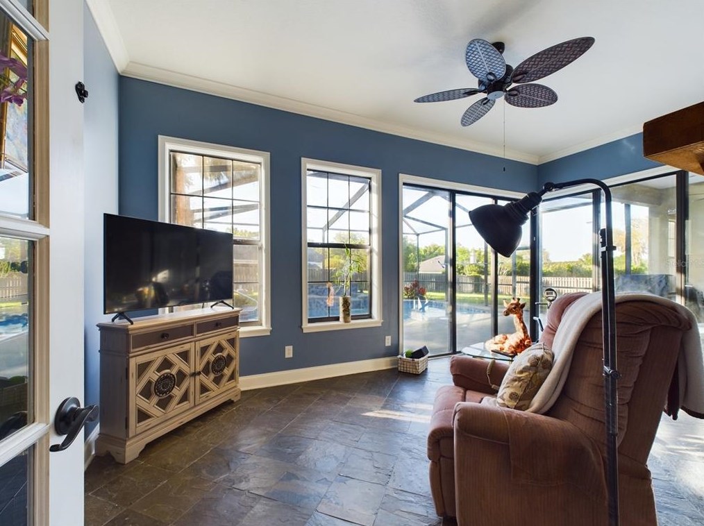 10220 42nd Ct, Belleview FL  34420-6863 exterior