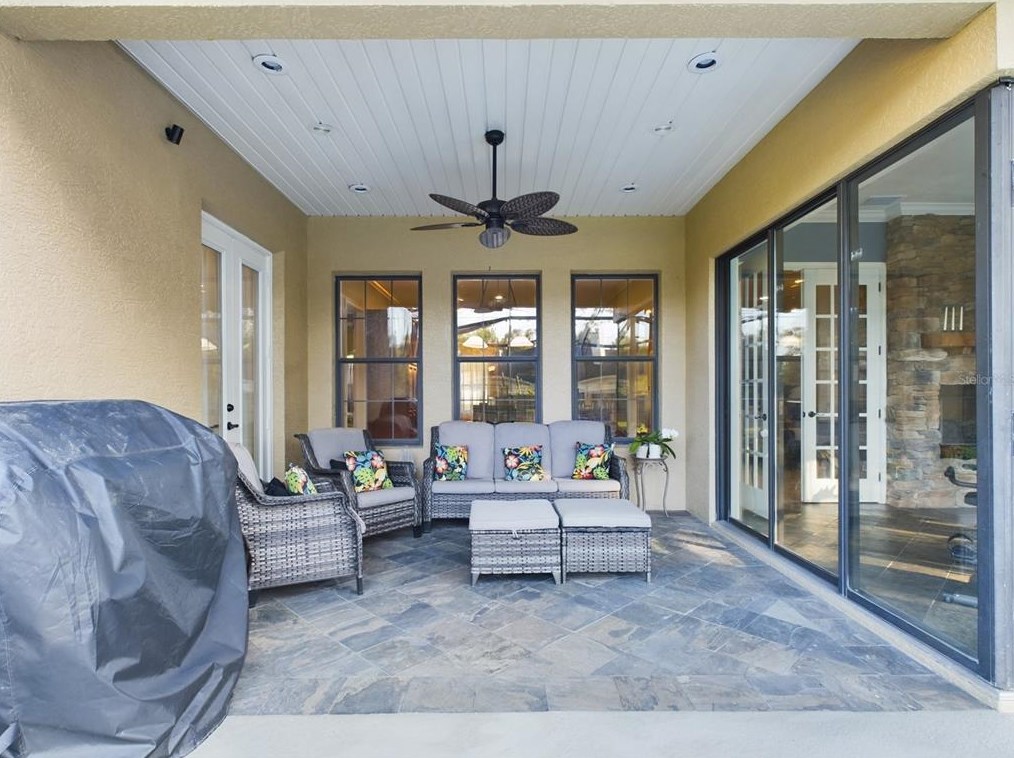 10220 42nd Ct, Belleview FL  34420-6863 exterior