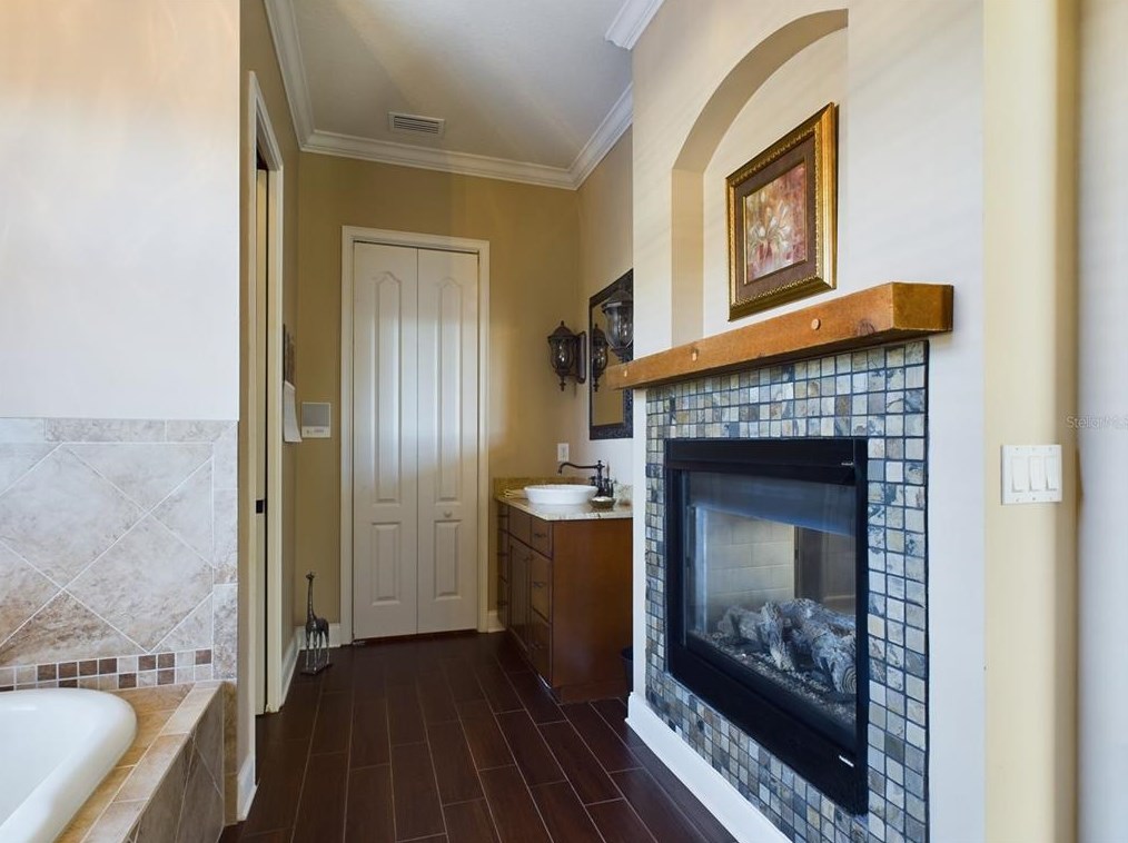 10220 42nd Ct, Belleview FL  34420-6863 exterior