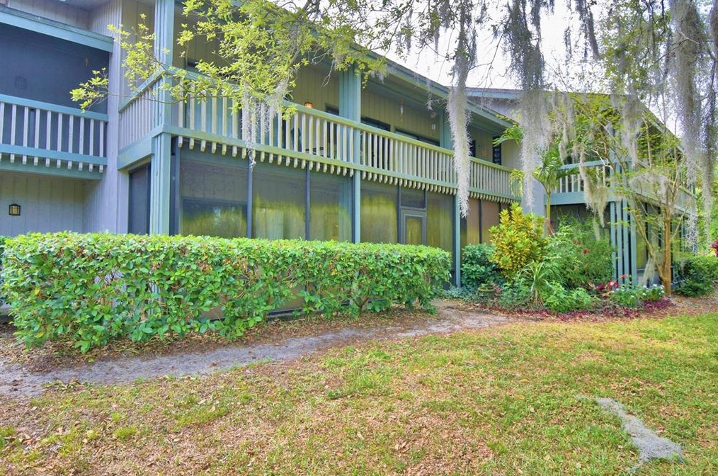 3032 Camelot Dr, Grenelefe FL  33844-6727 exterior