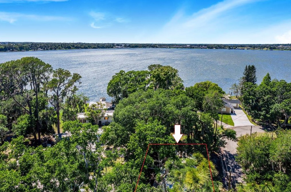 33 Sunset Cir, Lake Alfred, FL 33850-9114