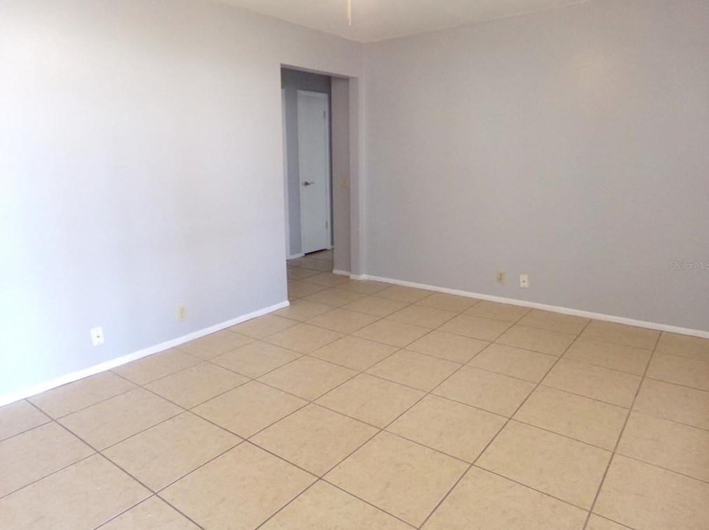 5671 Struthers Ct, Winter Haven, FL 33884