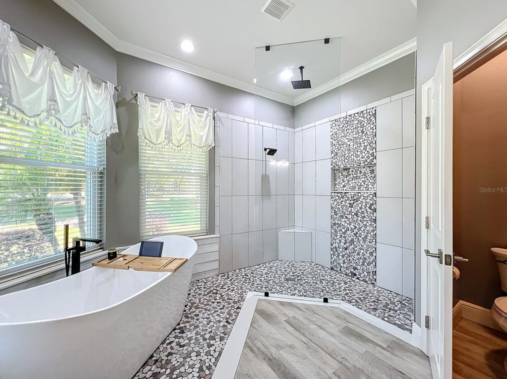 1044 Ashton Woods Ln, Lakeland FL  33813-4820 exterior