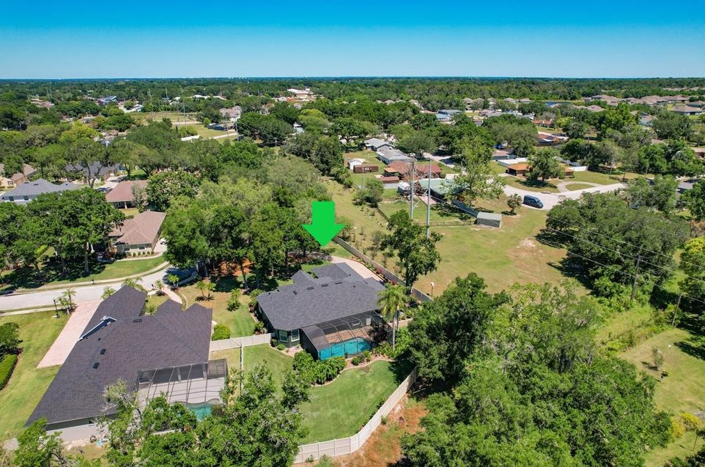 1044 Ashton Woods Ln, Lakeland FL  33813-4820 exterior