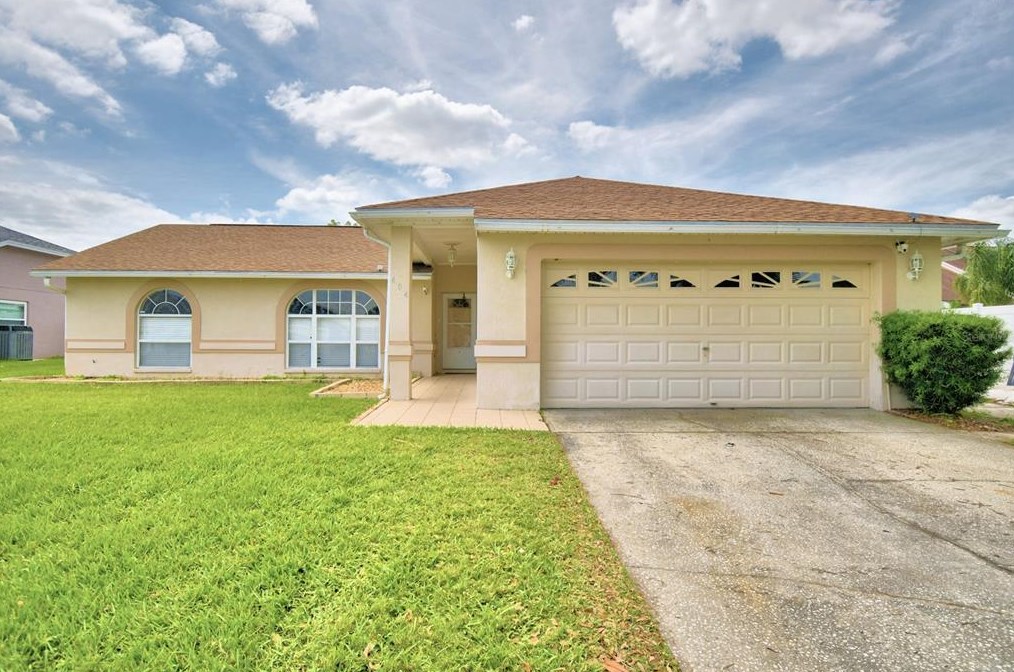 404 Bigstaff Ct, Winter Haven, FL 33884-2957