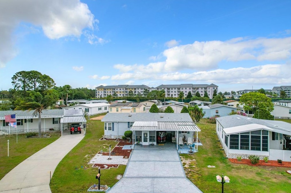 306 Douglas Park Ave, Davenport, FL 33897