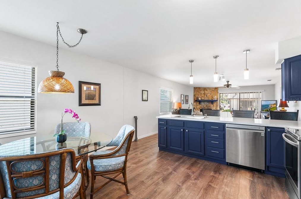 2472 Hartridge Point Dr, Winter Haven FL  33881-1289 exterior