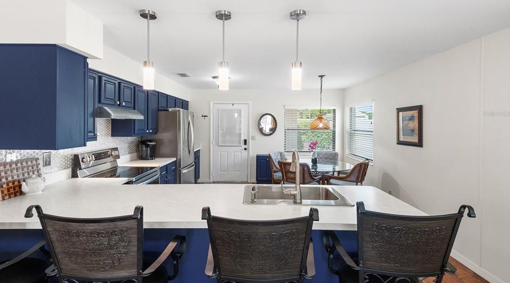 2472 Hartridge Point Dr, Winter Haven FL  33881-1289 exterior