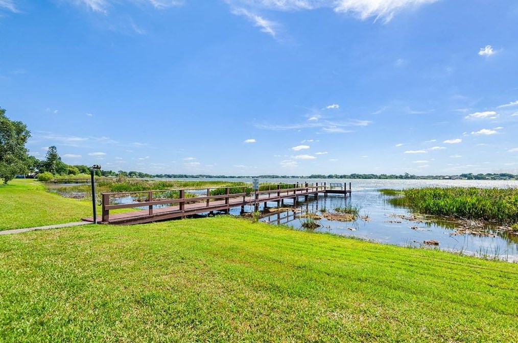 2472 Hartridge Point Dr W, Winter Haven, FL 33881