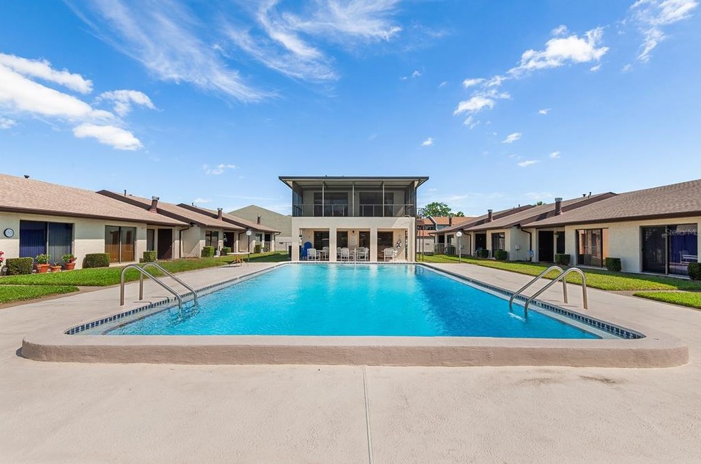 2472 Hartridge Point Dr, Winter Haven FL  33881-1289 exterior