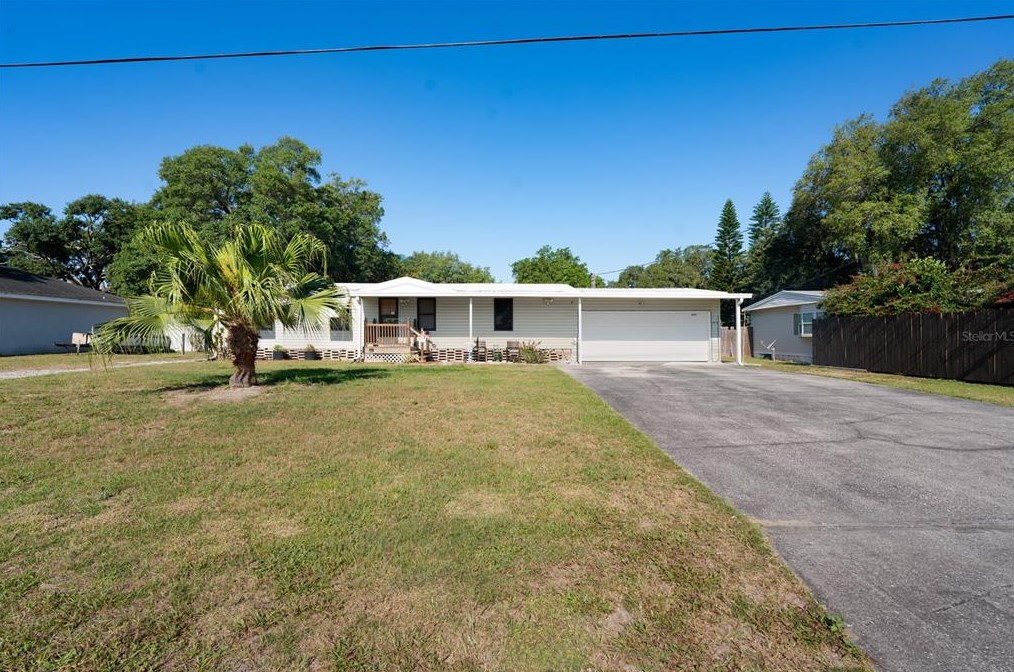 5971 Foxhollow Dr, Winter Haven, FL 33884-2754