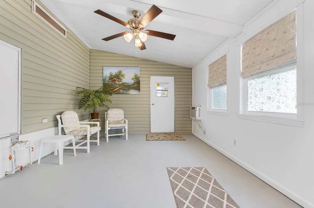 4537 Redwood St, Winter Haven FL  33880-1634 exterior