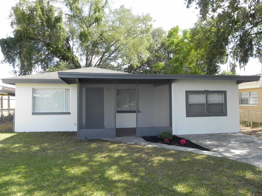 2129 Hillcrest Rd, Auburndale, FL 33823-3901