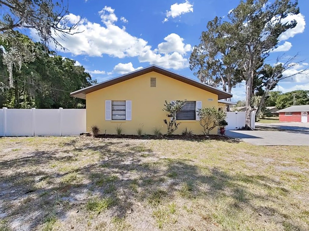 5916 Gulf, New Port Richey FL  34652-3426 exterior
