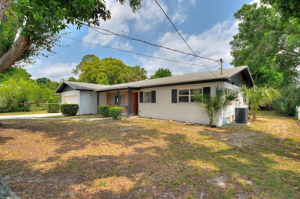 755 Oleander Dr, Winter Haven FL  33880-4540 exterior