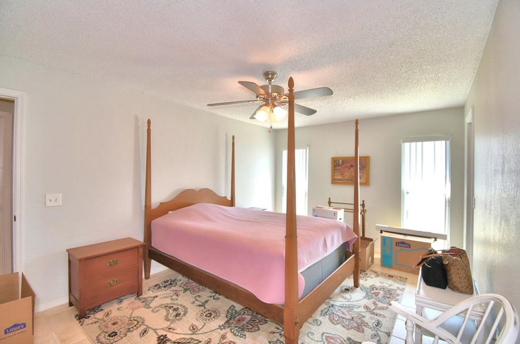 7969 Kaitlin Cir, Lakeland FL 33810-5142 exterior