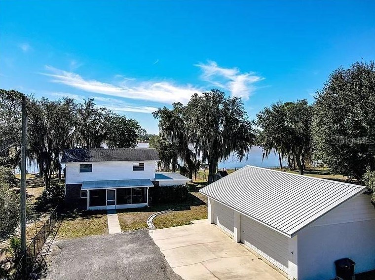 222 Hillside Dr, Lake Placid, FL 33852