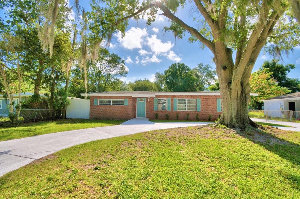 930 29th St Nw, Winter Haven, FL 33881