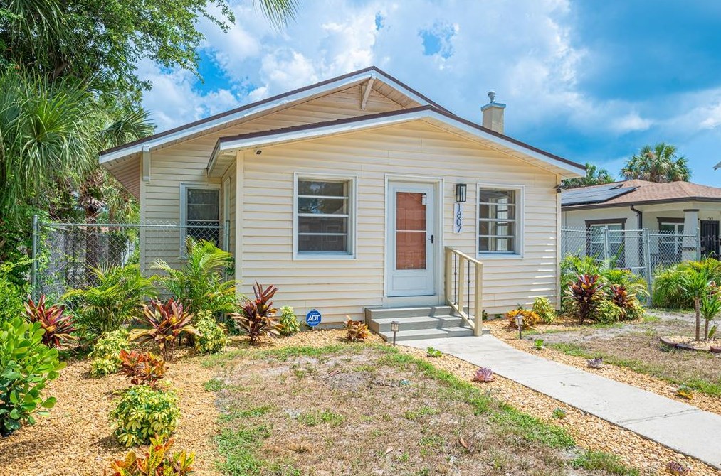 1807 19th Ave, Saint Petersburg, FL 33712-3232