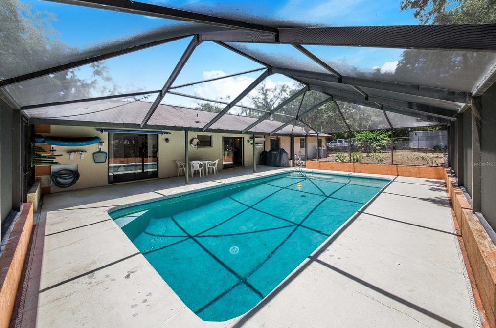 8881 Cypresswood Dr, Lake Wales FL  33898-7214 exterior