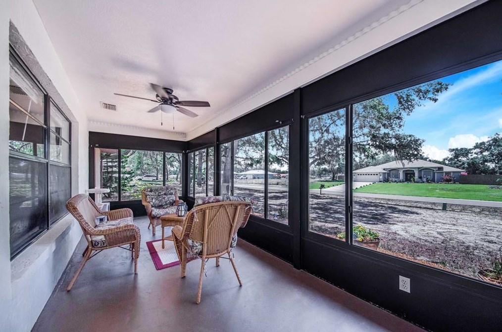 8881 Cypresswood Dr, Lake Wales FL  33898-7216 exterior