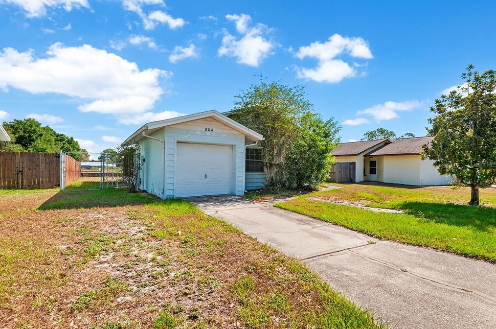 804 Whisper Lake Ct, Winter Haven, FL 33880