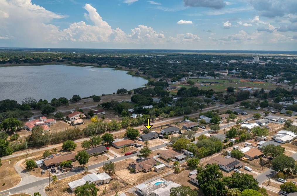 722 Wildabon Ave, Lake Wales FL  33853-3429 exterior