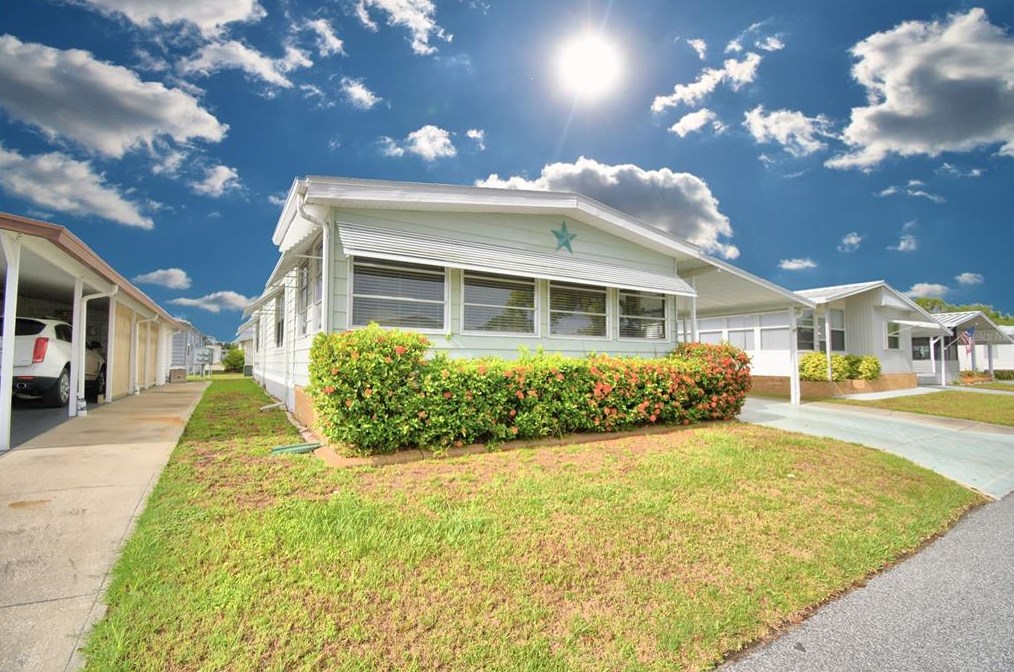 4244 Cedarwood St, Winter Haven, FL 33880-1607