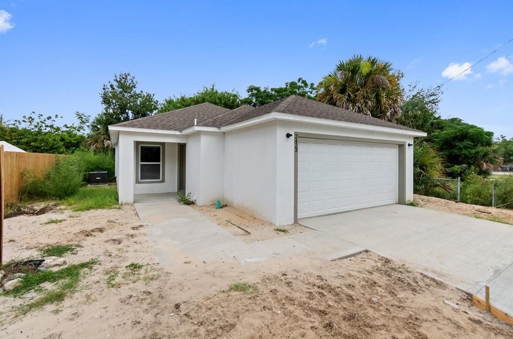 2423 3rd St Ne, Winter Haven, FL 33881