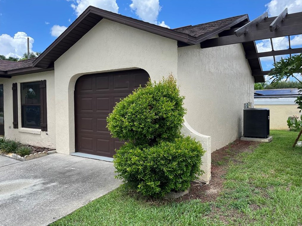 160 Trinity Cir, Grenelefe, FL 33844
