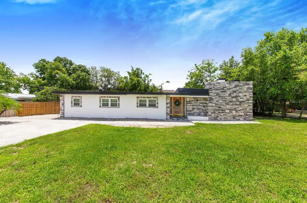 1004 Avenue G, Winter Haven, FL 33881-4249