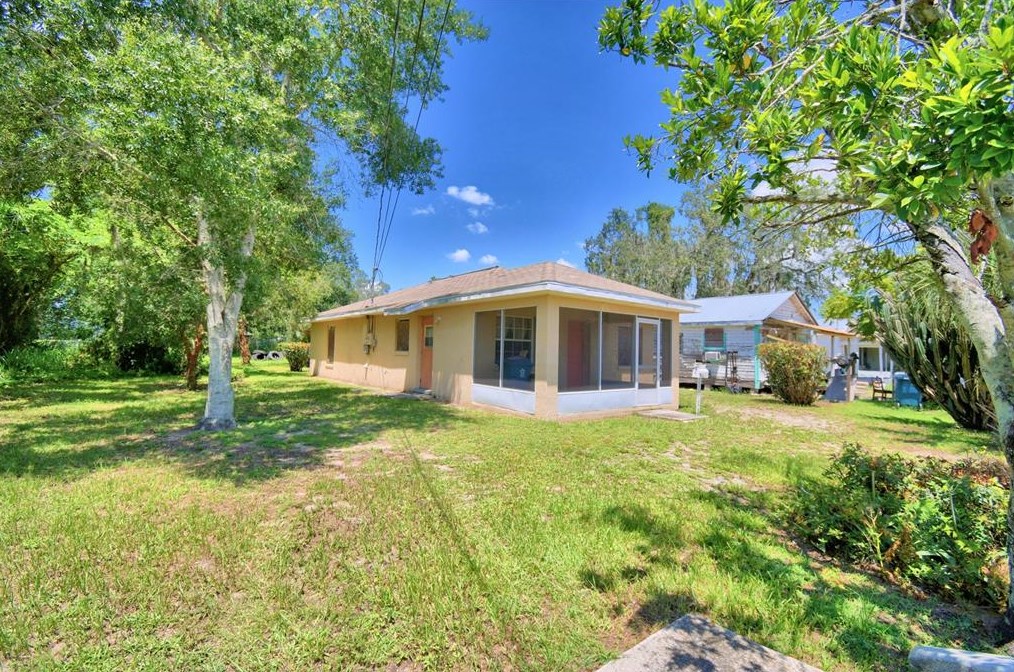 317 C St, Lake Wales, FL 33853