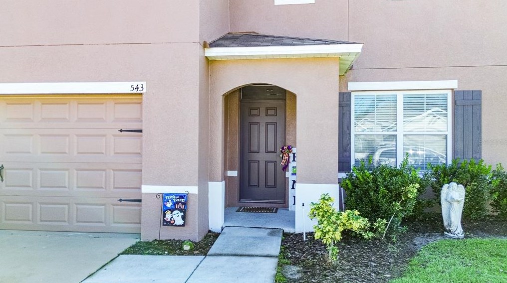 543 Squires Grove Dr, Winter Haven, FL 33880