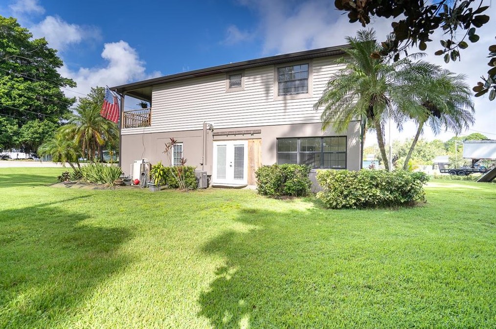 34 Choctaw St, Lake Placid, FL 33852