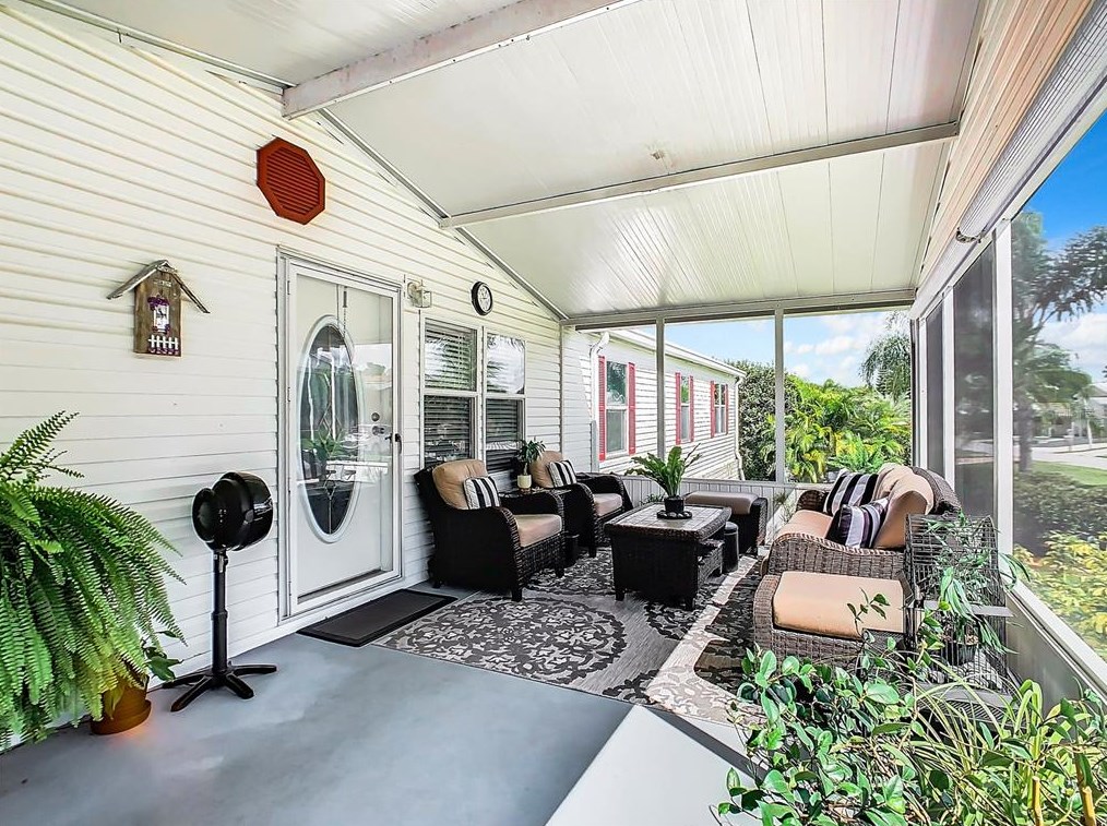 348 Edgewood Blvd, Lake Wales FL  33898-4904 exterior