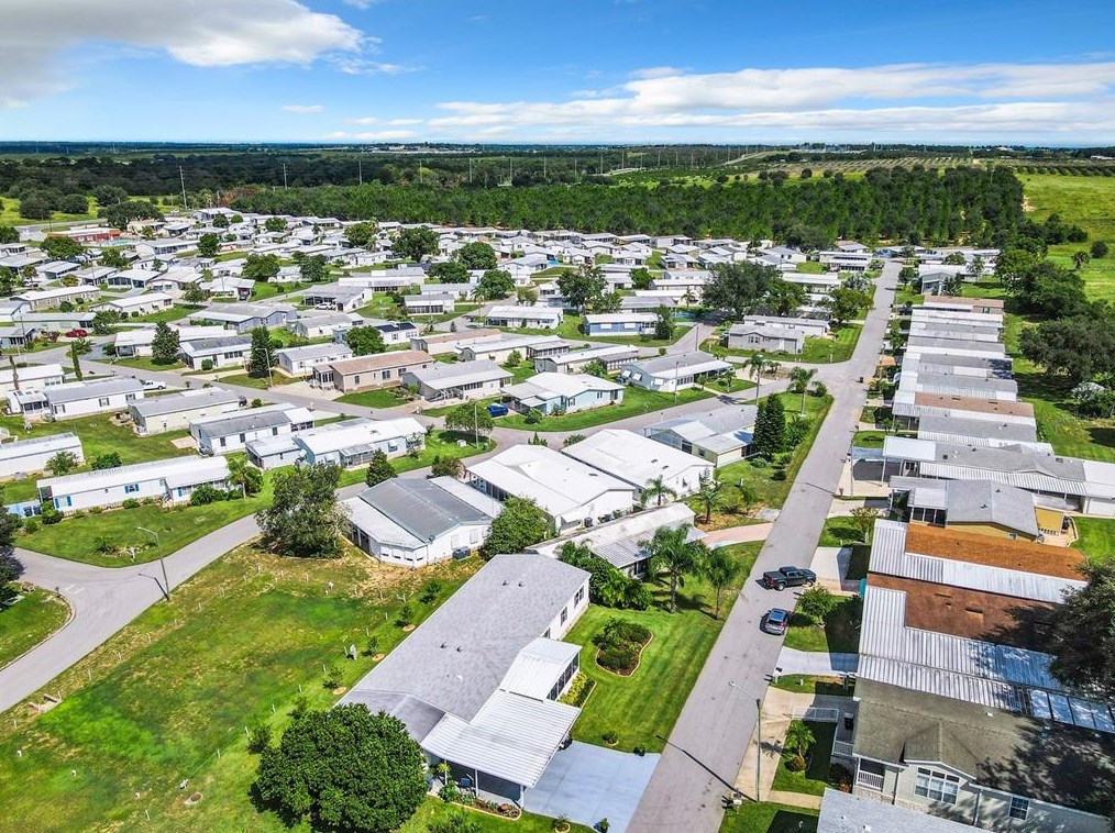 348 Edgewood Blvd, Lake Wales FL  33898-4905 exterior