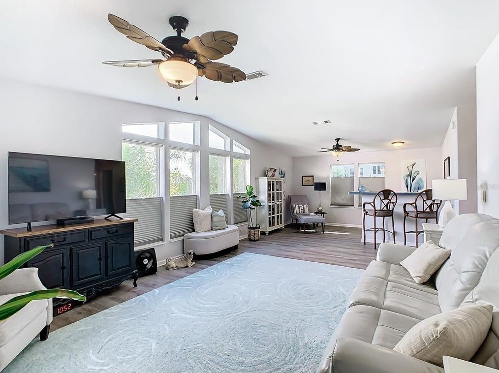 348 Edgewood Blvd, Lake Wales FL  33898-4905 exterior