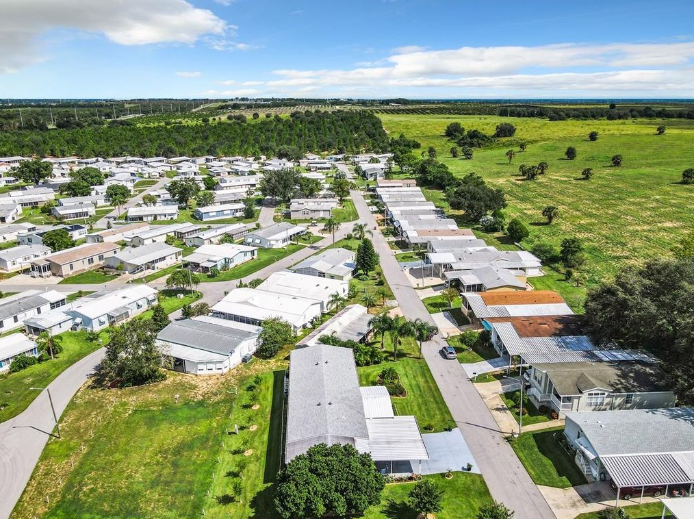 348 Edgewood Blvd, Lake Wales FL  33898-4905 exterior