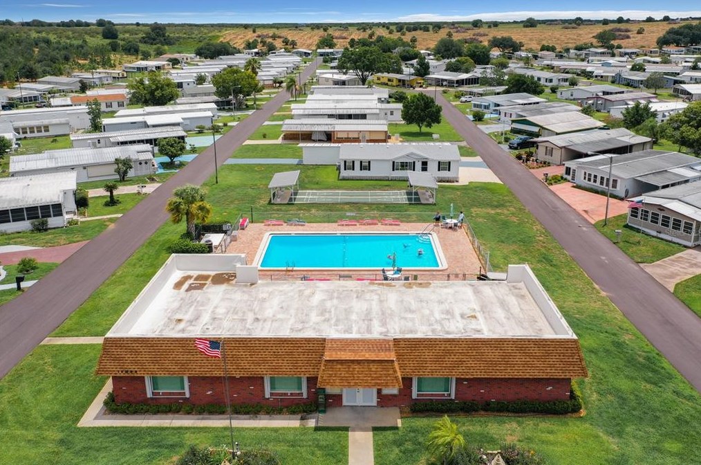 348 Edgewood Blvd, Lake Wales FL  33898-4905 exterior