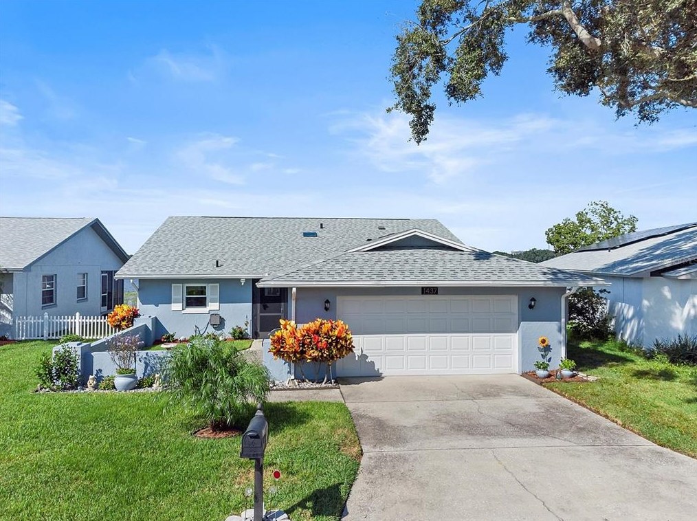 1437 Grand Cayman Cir, Winter Haven, FL 33884