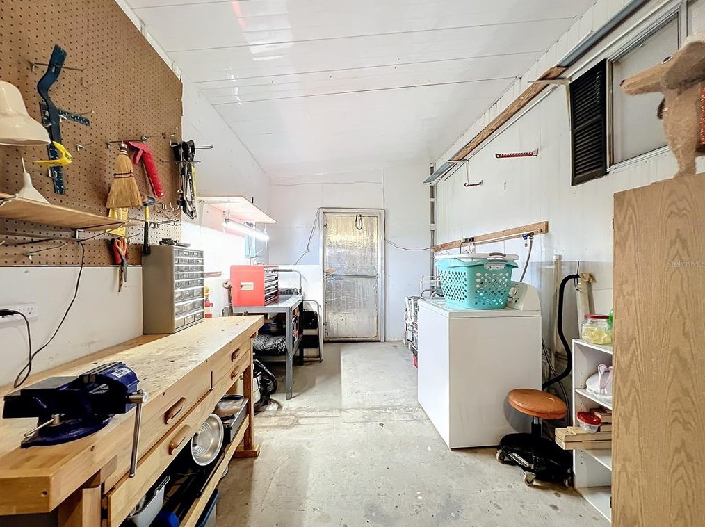 215 Edgewood Blvd, Lake Wales FL  33898-4903 exterior