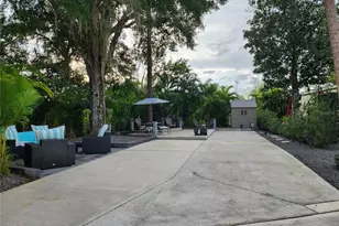 128 Stallion Ln, Lake Wales, FL 33898 - Photo 1