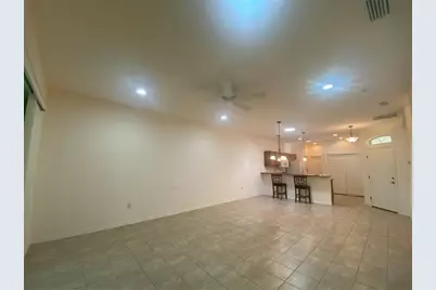 1561 Vienna Square Drive, Winter Haven, FL 33884 - Photo 10