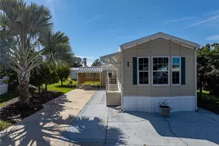 5049 Shore Line Dr, Polk City, FL 33868 - Photo 4