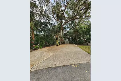 391 Longhorn Drive, Lake Wales, FL 33898 - Photo 4