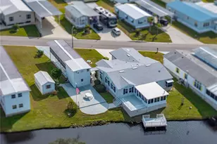 5148 Island View Cir N, Polk City, FL 33868 - Photo 4