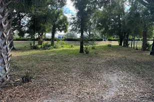 W Magnolia St, Lakeland, FL 33815 - Photo 1