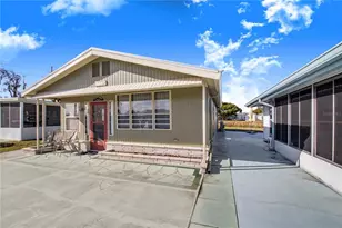 7005 Fairview Village Cir, Winter Haven, FL 33881 - Photo 2