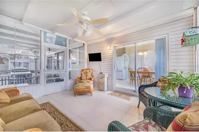 332 Fairway Boulevard, Frostproof, FL 33843 - Photo 32