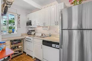 1517 Club Cir, Lakeshore, FL 33854 - Photo 8